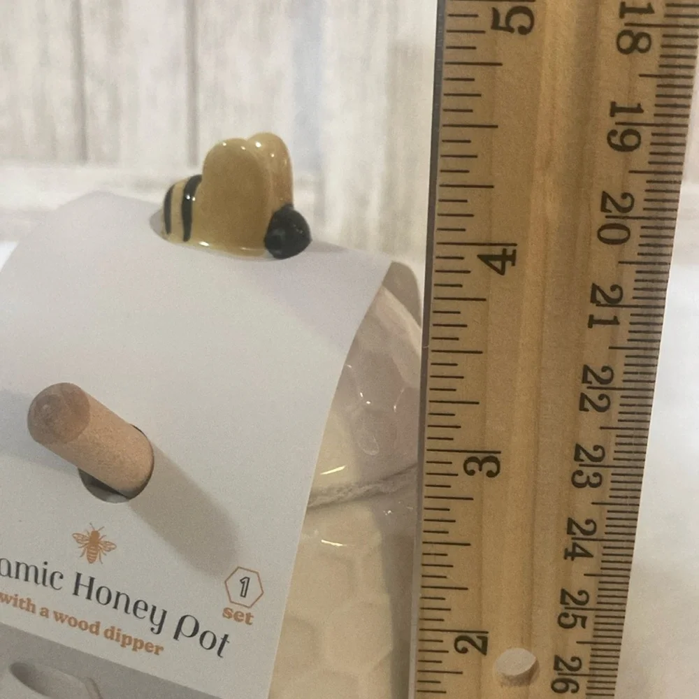 Target BP Ceramic Honey Pot with Dipper